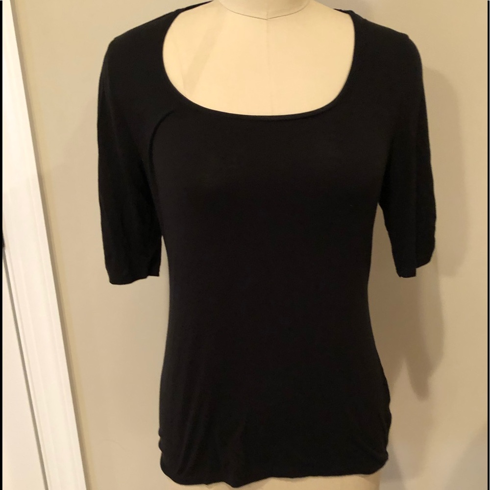 WH/BM Black 3/4 Sleeve Top W/Sheer Lace Design Down Sleeve- Small